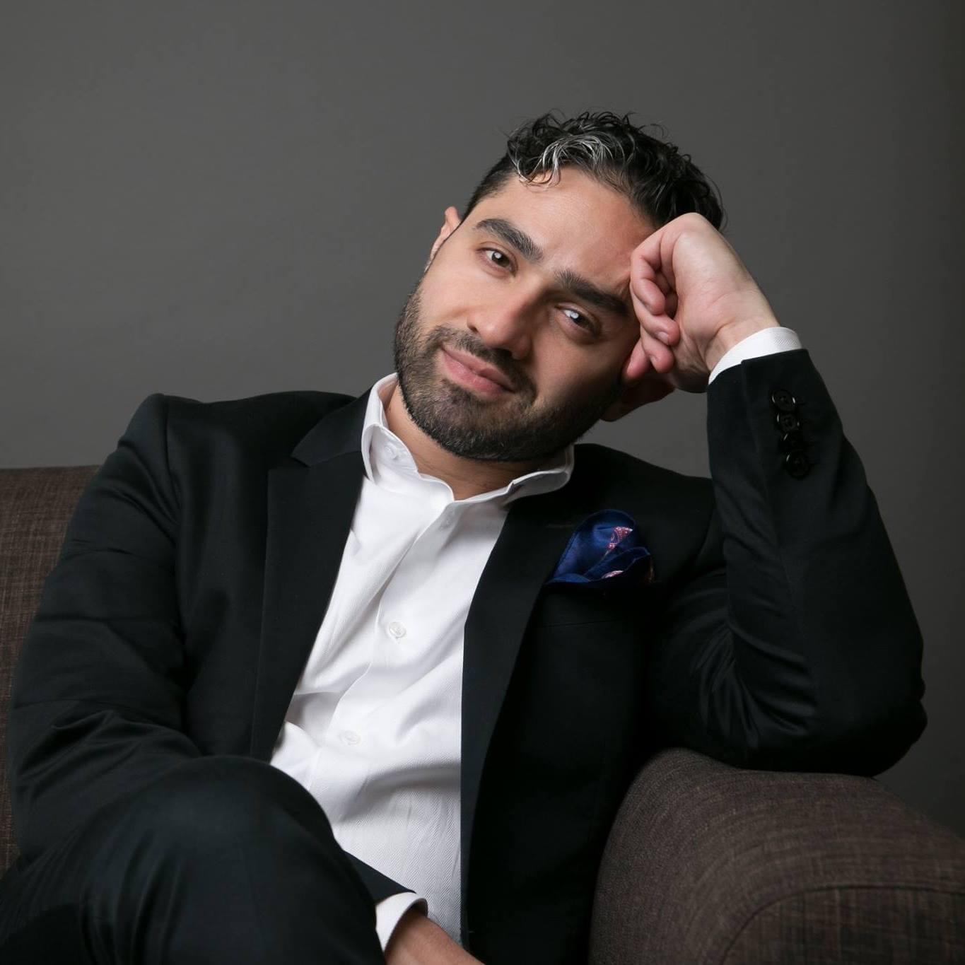 Alumnus Andrew Sotomayor conducts the National Tour of Broadway Musical Tootsie