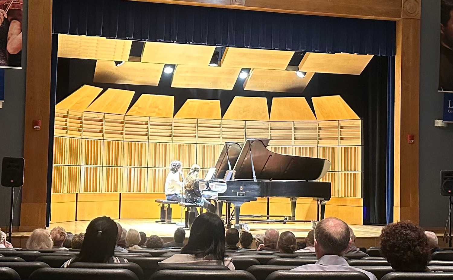 Sean Kennard Performs at Lynn University