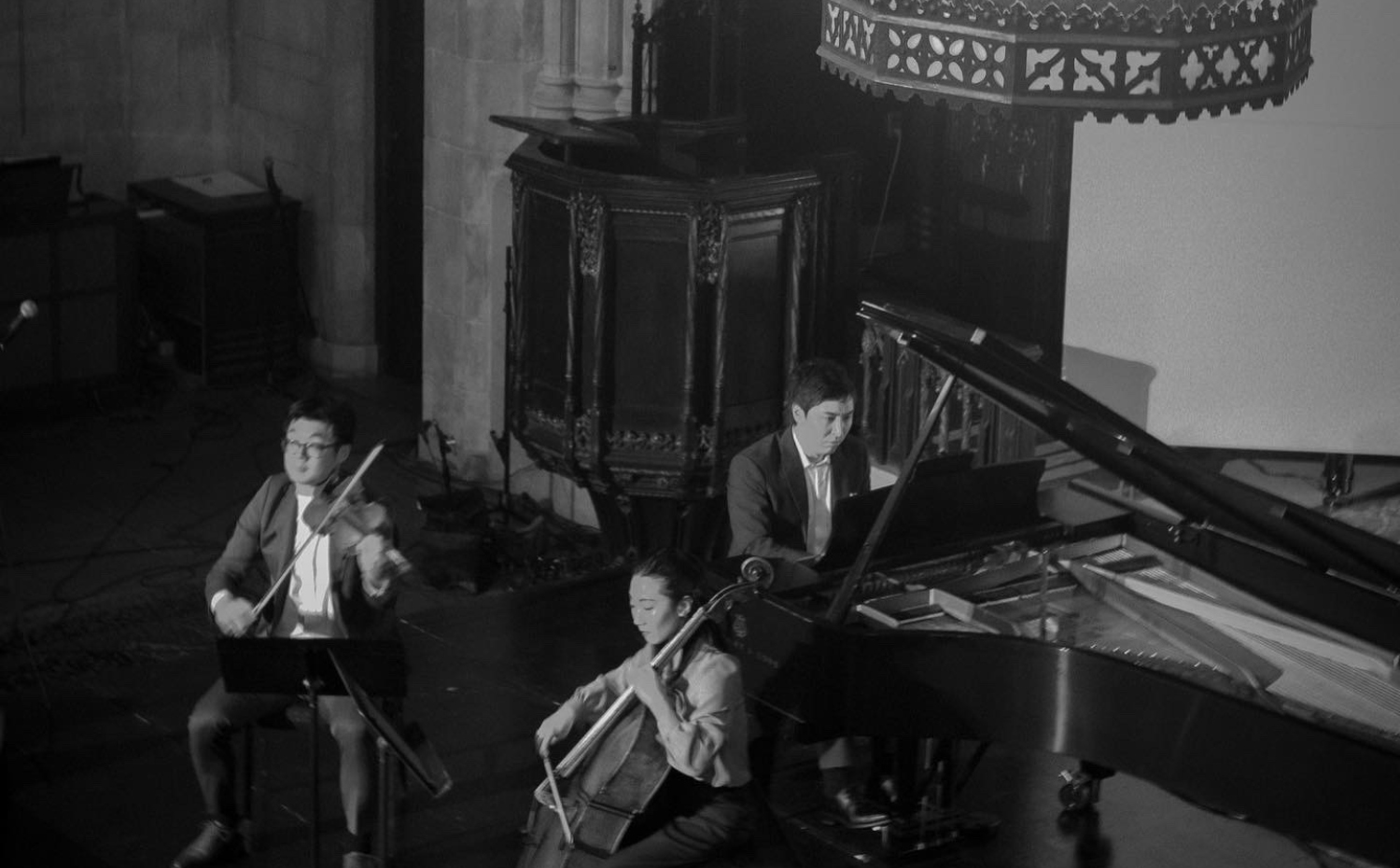 Sean Kennard Performs In New York City